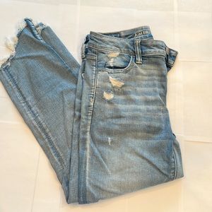 Stretchy American Eagle women’s jeans